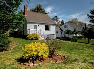117 Melrose Ave, Halifax, NS B3N 2E6