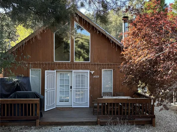 14329 Voltaire Dr, Pine Mountain Club, CA 93222