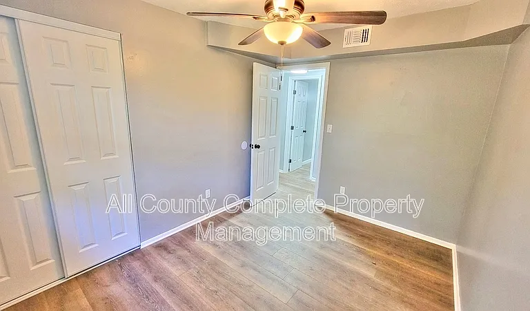 3319 Hunt St — Photo 9