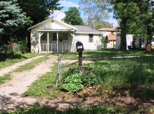 604 NE Emmett St, Topeka, KS 66616