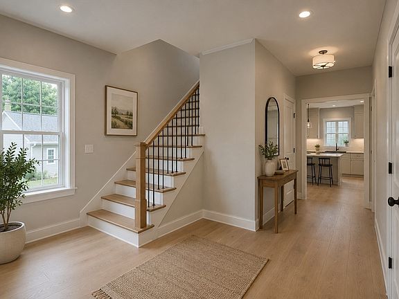 3rd image of 47 Bayard St