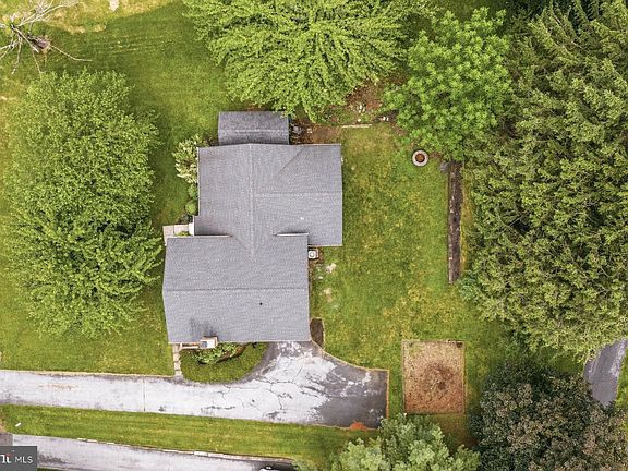 5th image of 1169 Long Valley Rd