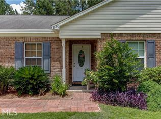 430 Shadowbrook Cir, Springfield, GA 31329