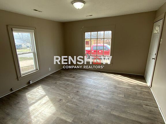 3rd image of 400 Fuller Ave APT B