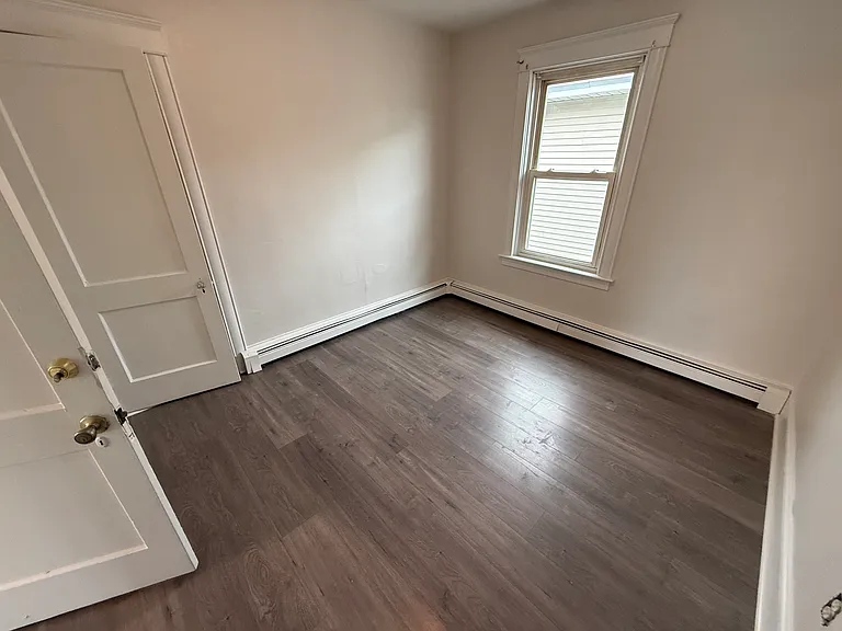 136 Anthony Ave #3 — Photo 9
