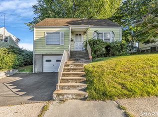 339 Goldenrod Avenue, Bridgeport, CT 06606