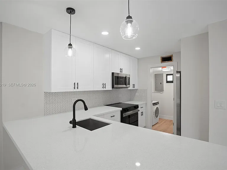 28015 SW 143rd Ct — Photo 4