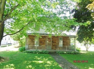 29 Maple Ave, Ripley, NY 14775