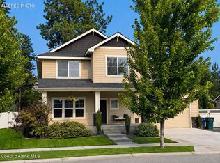 6734 N Madellaine Dr, Coeur D Alene, ID 83815