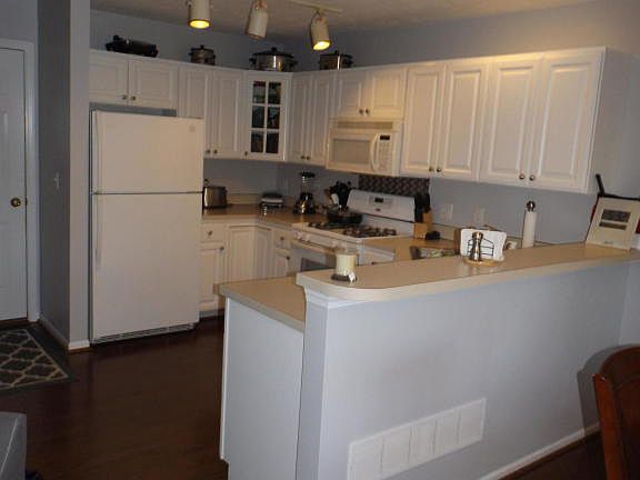 5th image of 584 Abbey Mill Dr SE