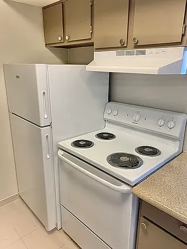 Villa Nueva Apartments — Photo 29