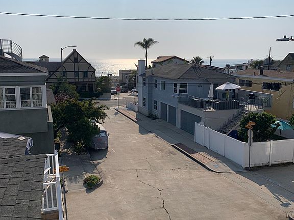 Living room balcony- ocean views