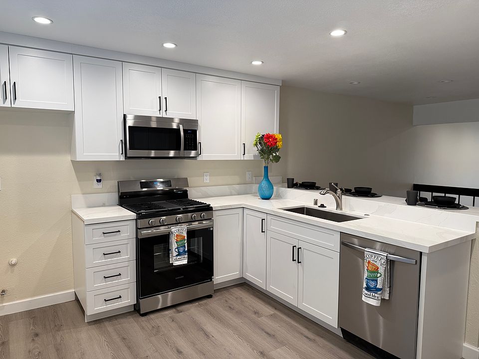 Brand new kitchen cabinets and appliances