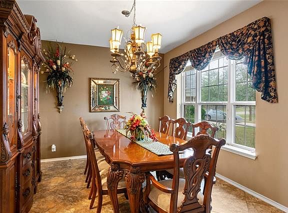 4th image of 13815 Belgrave Way