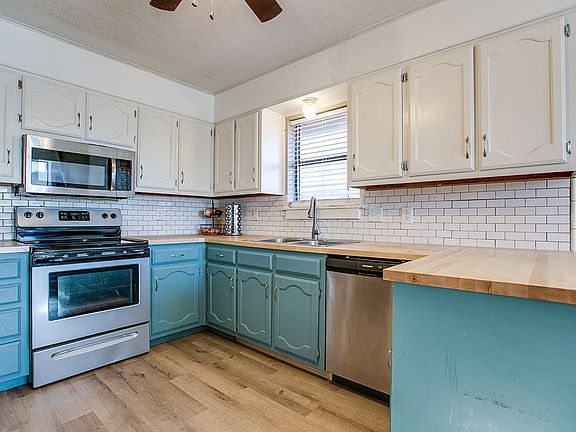 5th image of 3609 Clare Dr