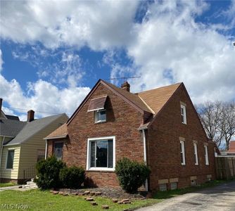 16313 Throckley Ave, Cleveland, OH, 44128