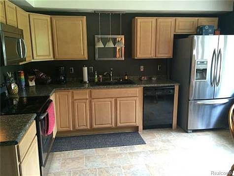 Large Remodeled Kitchen!
