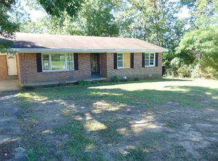 2890 McCall Rd, Lexington, TN 38351