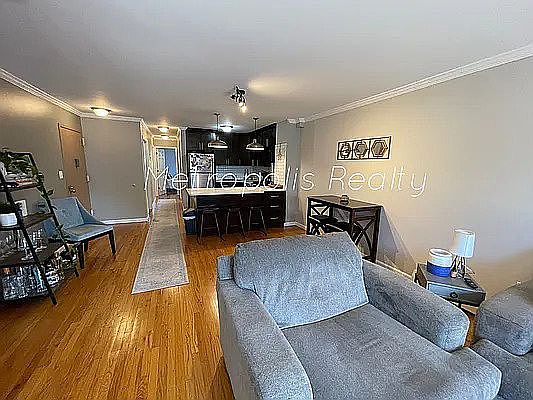 3rd image of 2107 41st St #2