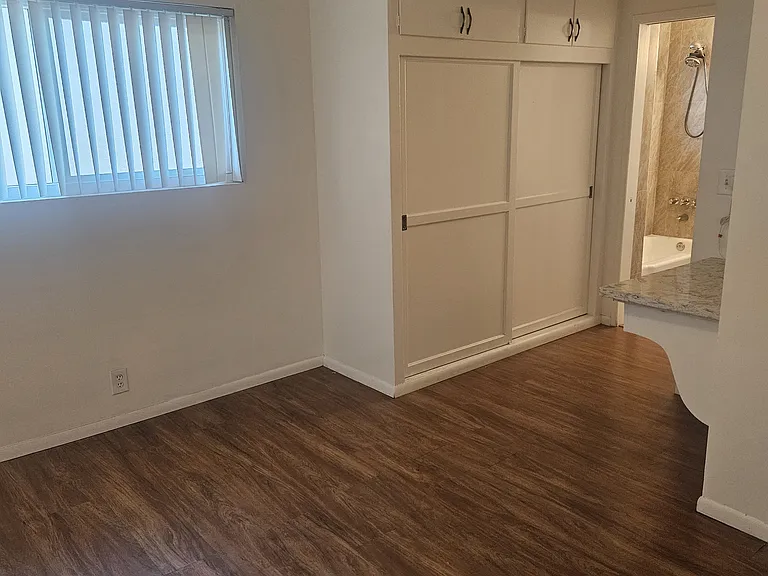 7328 Newlin Ave — Photo 4