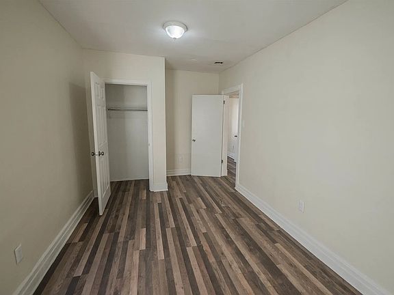 5th image of 134 Wakeman Ave Floor 2