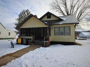 404 E Main St, Wauzeka, WI 53826