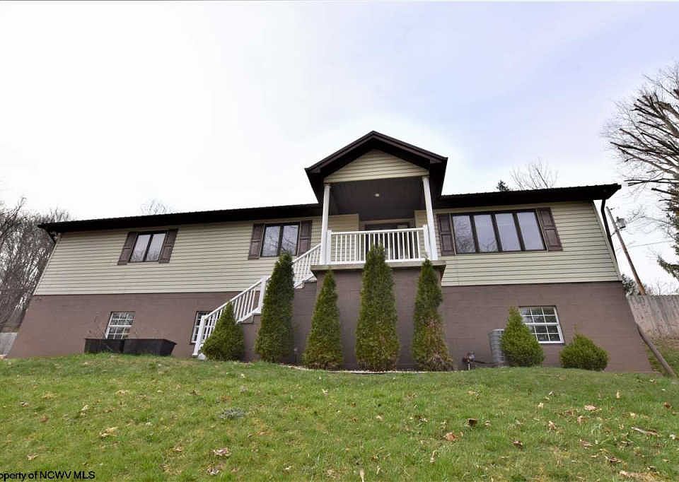 1st image of 42 Deer Haven Dr