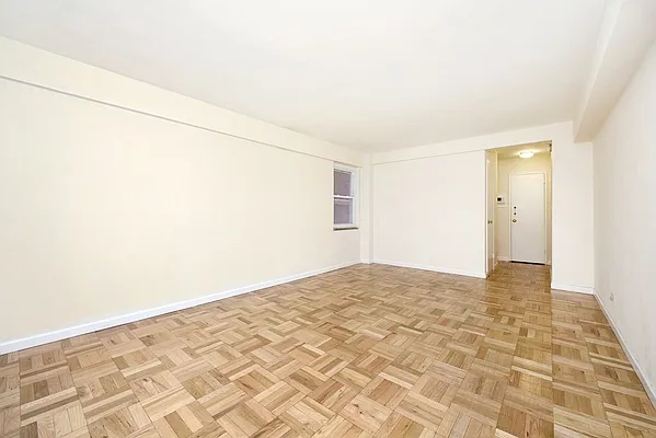 Rented by Keller Williams NYC | media 14