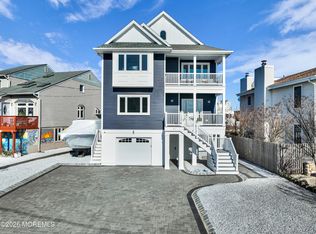 24 Rochester Dr, Brick, NJ 08723