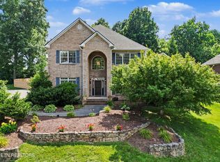 607 Valley Hill Ln, Knoxville, TN 37922