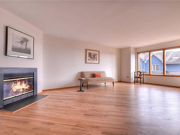 3rd image of 42 Village Gate Way #42