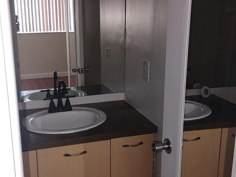 5011 W Oakland Park Blvd #203 — Photo 19