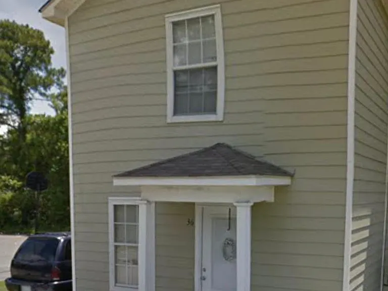8 Grand Lido — Photo 1