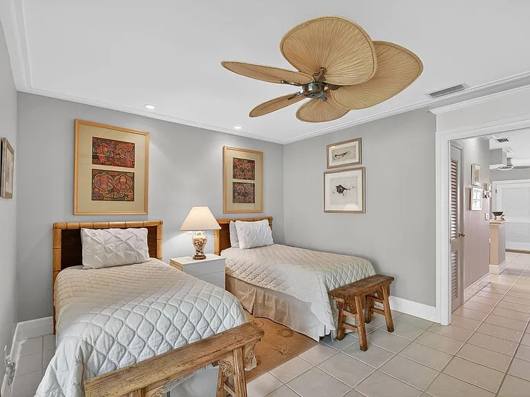 5505 N Ocean Blvd #13-204 — Photo 17