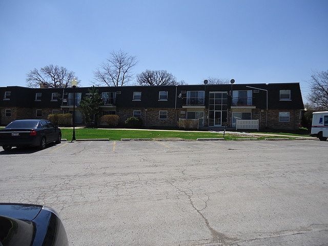 1st image of 8435 W 99th Ter APT 204
