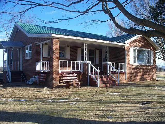 3785 Sunnydale Rd — Photo 1