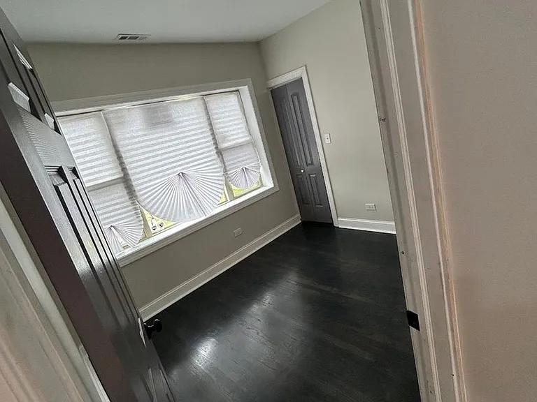 7730 S Cornell Ave #3 — Photo 51