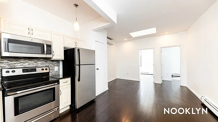 Rented by Nooklyn NYC LLC | media 2
