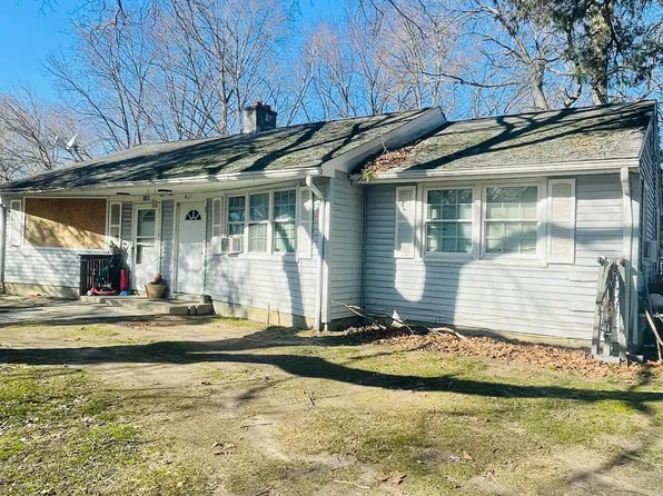 912 Pemberton Browns Mill Rd, Pemberton, NJ 08068