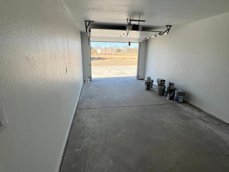 910 W Jaffa St — Photo 5