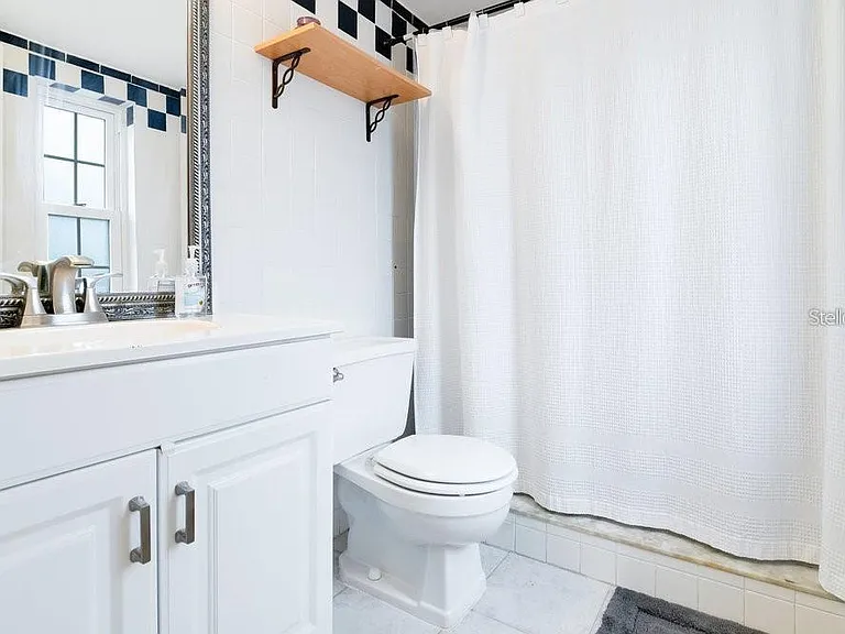 1000 S Semoran Blvd #815 — Photo 9