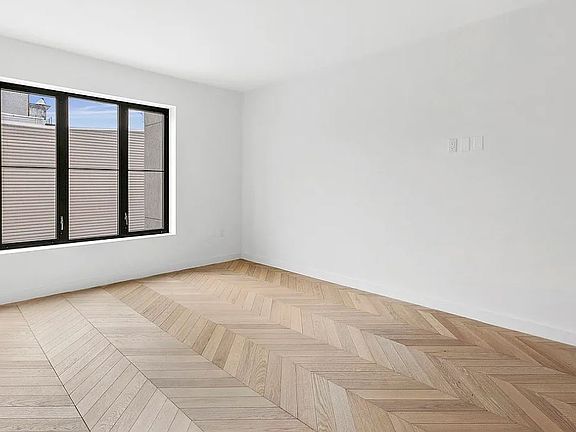 4th image of 33 India St #301