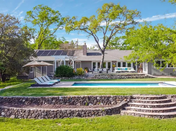 122 Bonnie Way, Glen Ellen, CA 95442