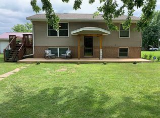 406 W Lortscher St, What Cheer, IA 50268