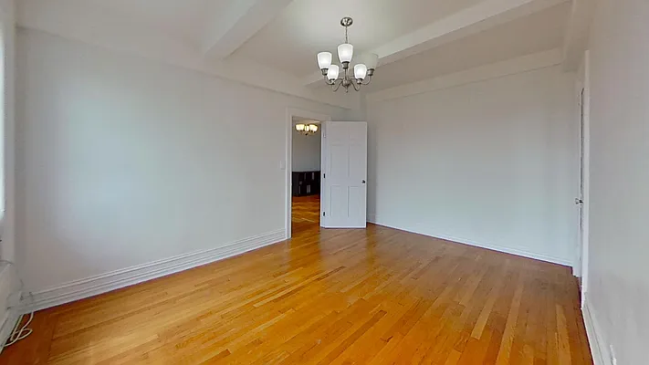 Rented by Bond New York | media 25