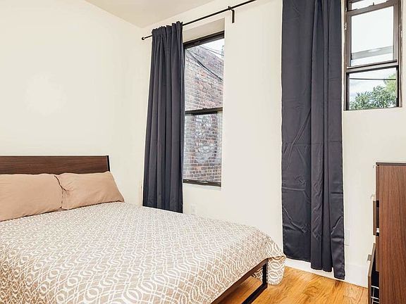 5th image of 1485 Fulton Ave #2B