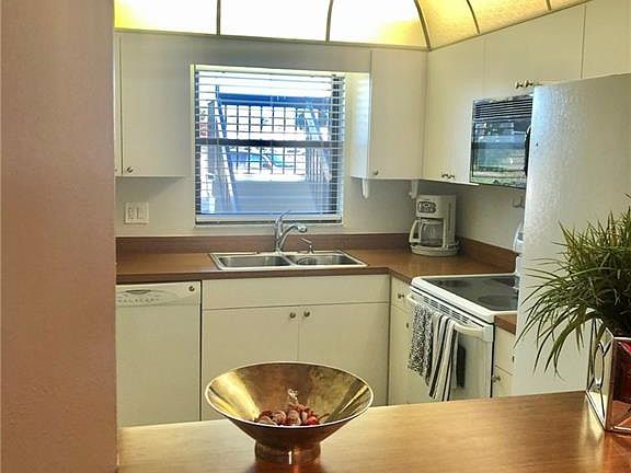 4th image of 4326 27th Ct SW APT 102