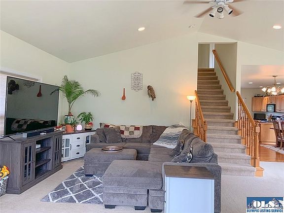 4th image of 1031 W 14th St