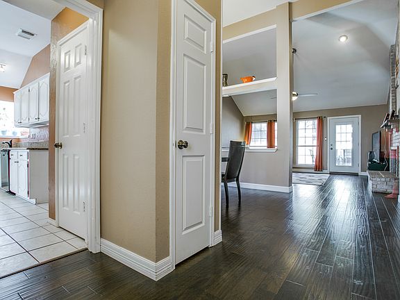 4th image of 2150 Wedgewood Dr