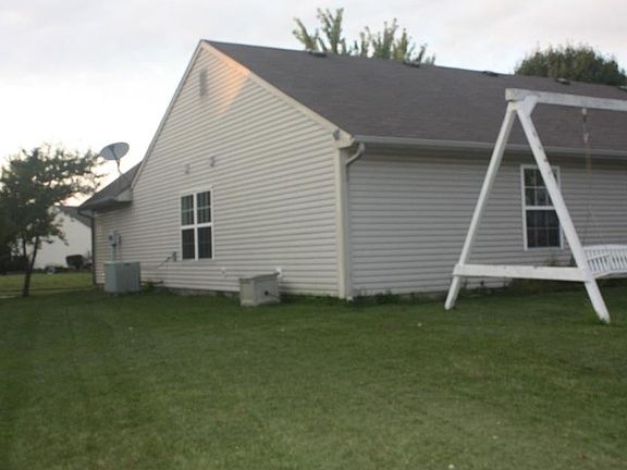 3rd image of 669 Woodfield Cir